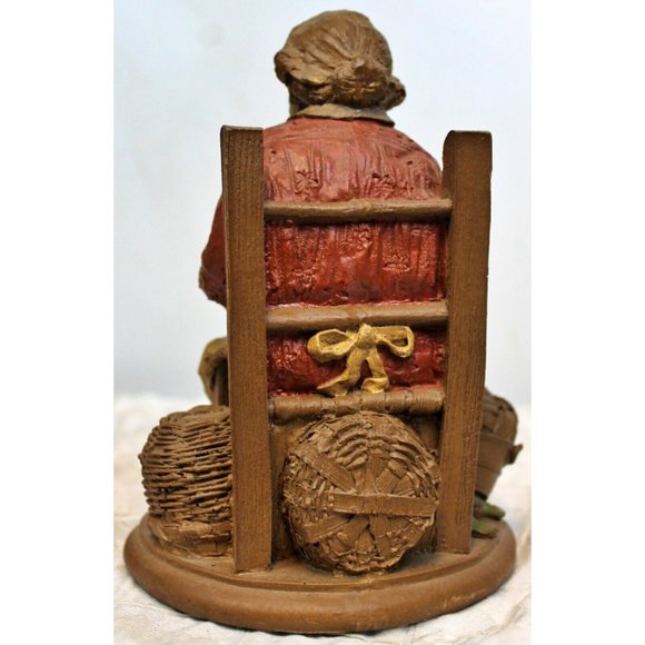 Vtg 1984 Tom Clark Gnome Old Lady Women Mabel in Chair Sculpted Figurine Statue - Picture 4 of 10